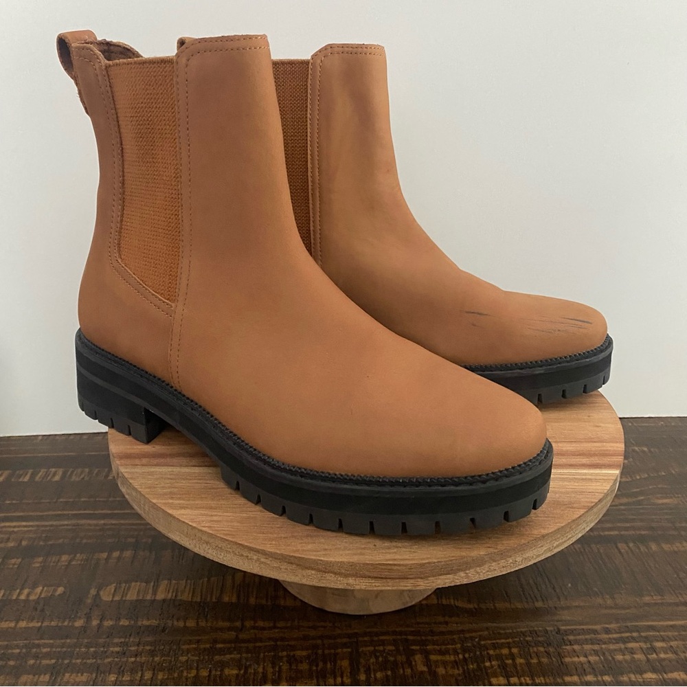 Women's TOM'S Size 9 Bennet Boot Nubuck Leather Chelsea Brown Water Resistant